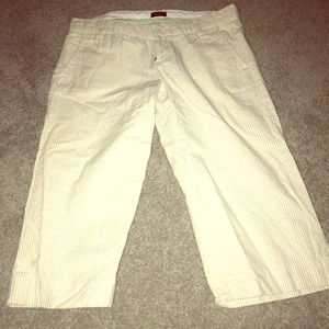 Searsucker Cropped Pants